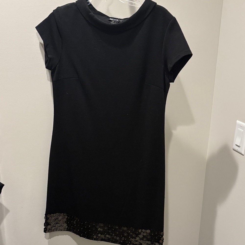 Kensie Black Short Sleeve Dress with Sequin Hem